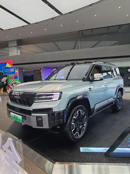 东莞230比亚迪方程豹硬派越野的爆款，英菲尼迪35周年与你共成长